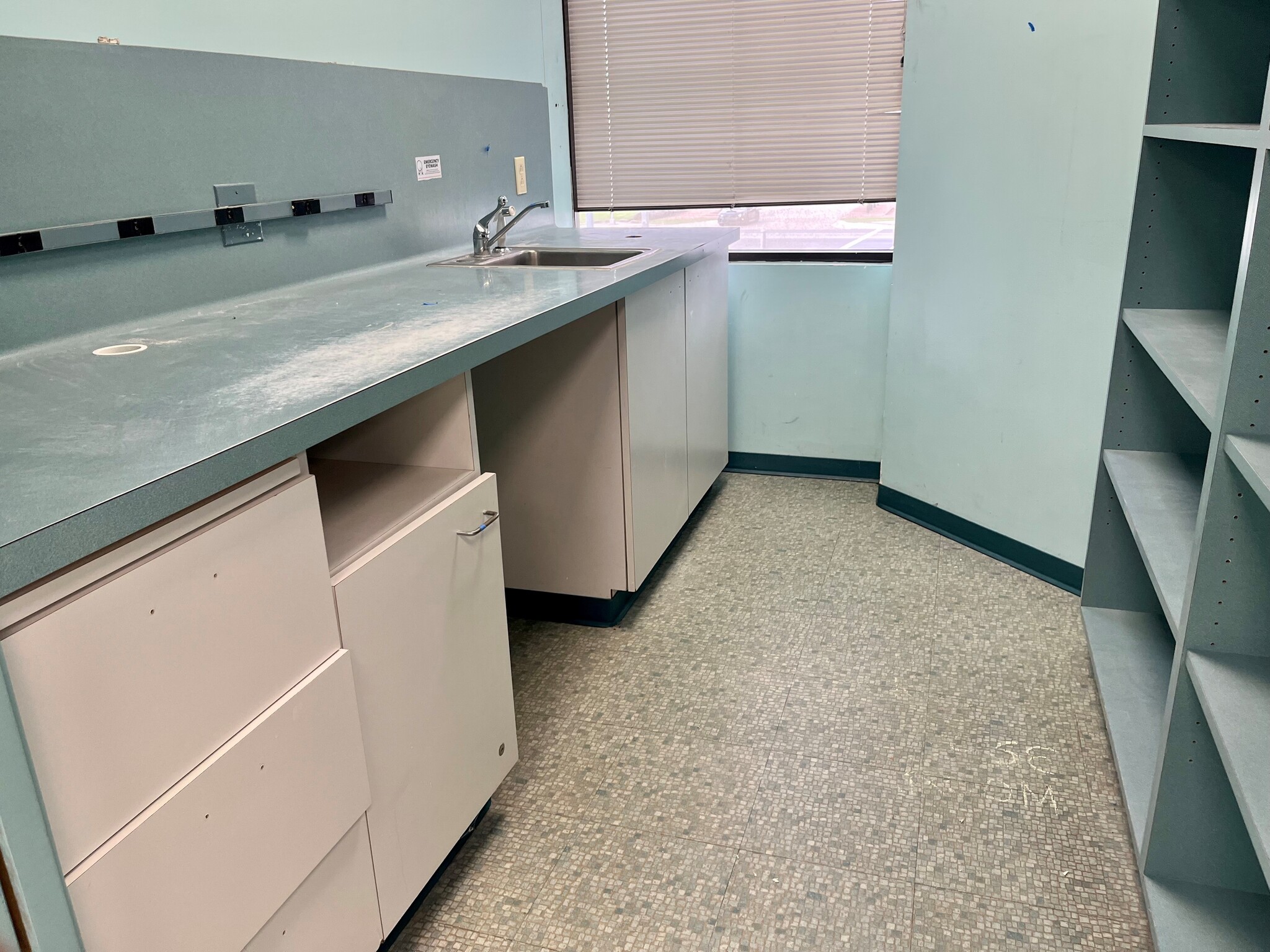 9810 FM 1960 Bypass Rd W, Humble, TX for lease Interior Photo- Image 1 of 4