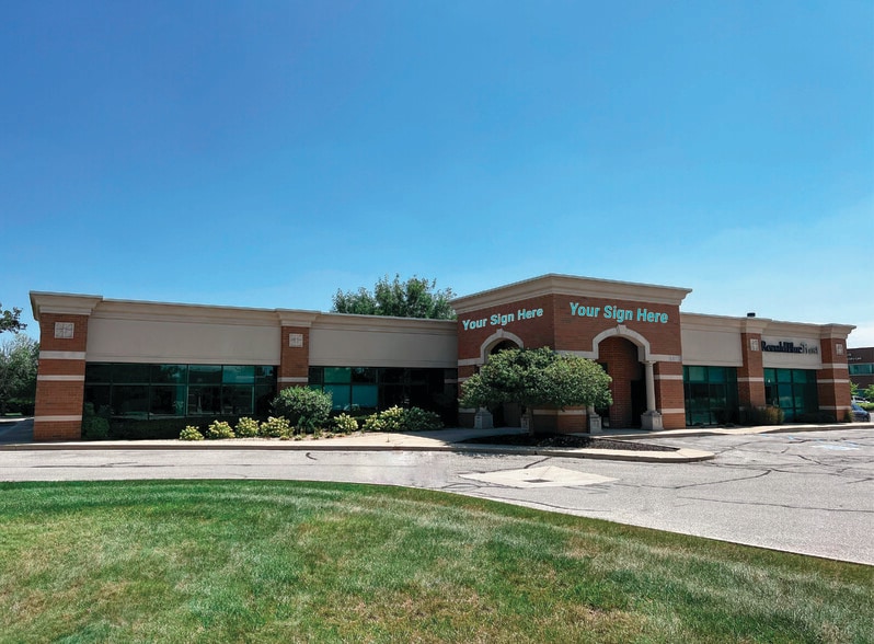 549 E County Line Rd, Greenwood, IN à louer - Photo du bâtiment - Image 1 de 3