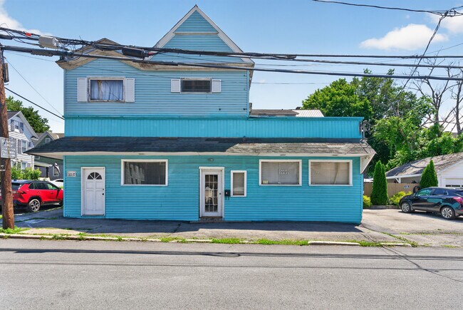 More details for 41 Chestnut St, Amsterdam, NY - Retail for Sale