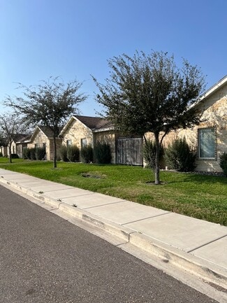 Plus de détails pour 5 fourplexes - Sprague Village – Multi-résidentiel à vendre, Edinburg, TX