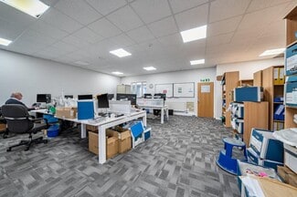 More details for Bentinck Rd, West Drayton - Office for Sale