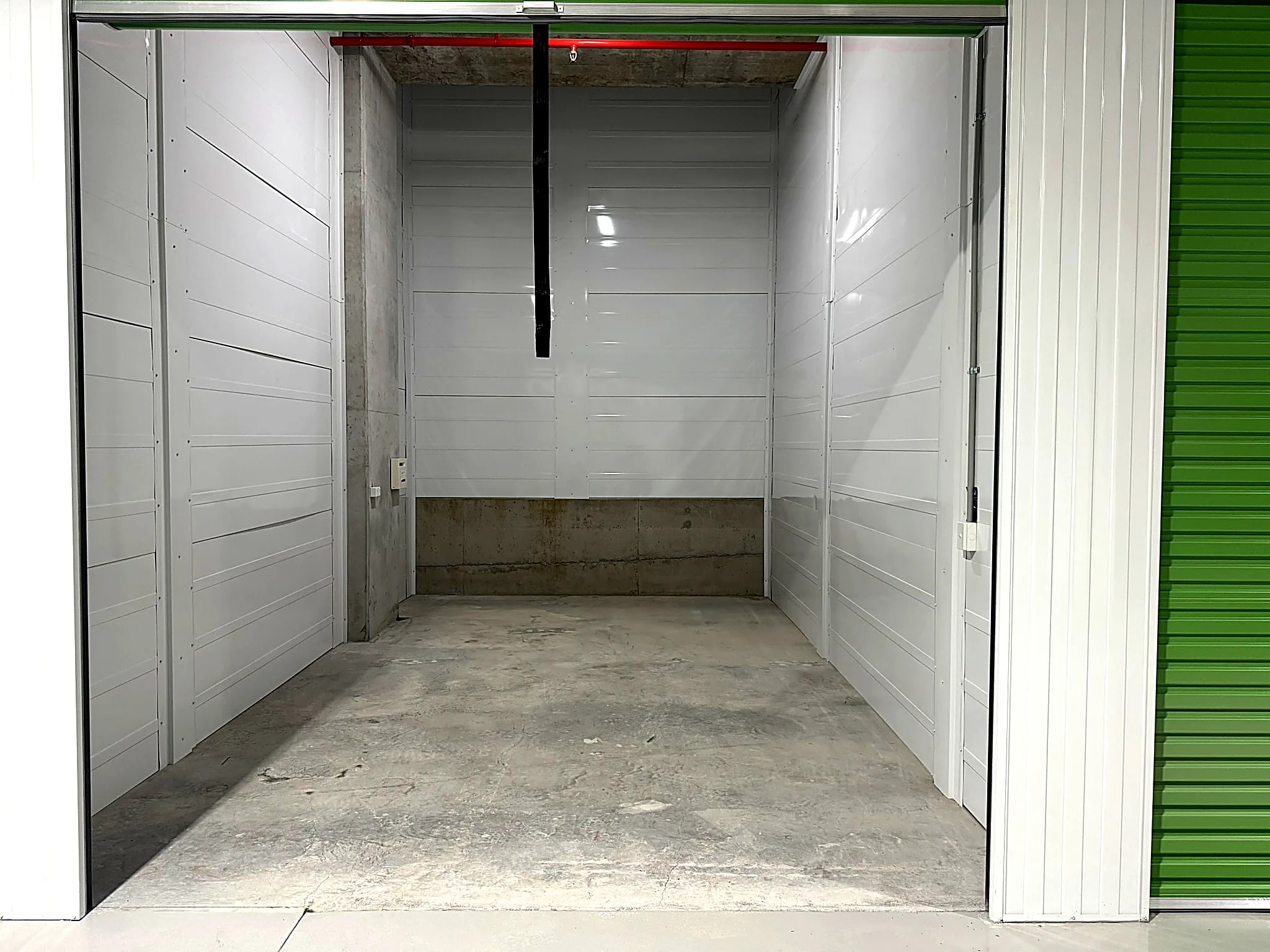 7 Rodborough Rd, Frenchs Forest for lease Interior Photo- Image 1 of 5