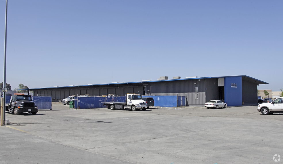 2348 Industrial Pky W, Hayward, CA for sale - Building Photo - Image 3 of 10