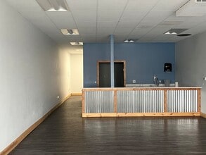 12085 SW Hall Blvd, Portland, OR for lease Interior Photo- Image 1 of 3