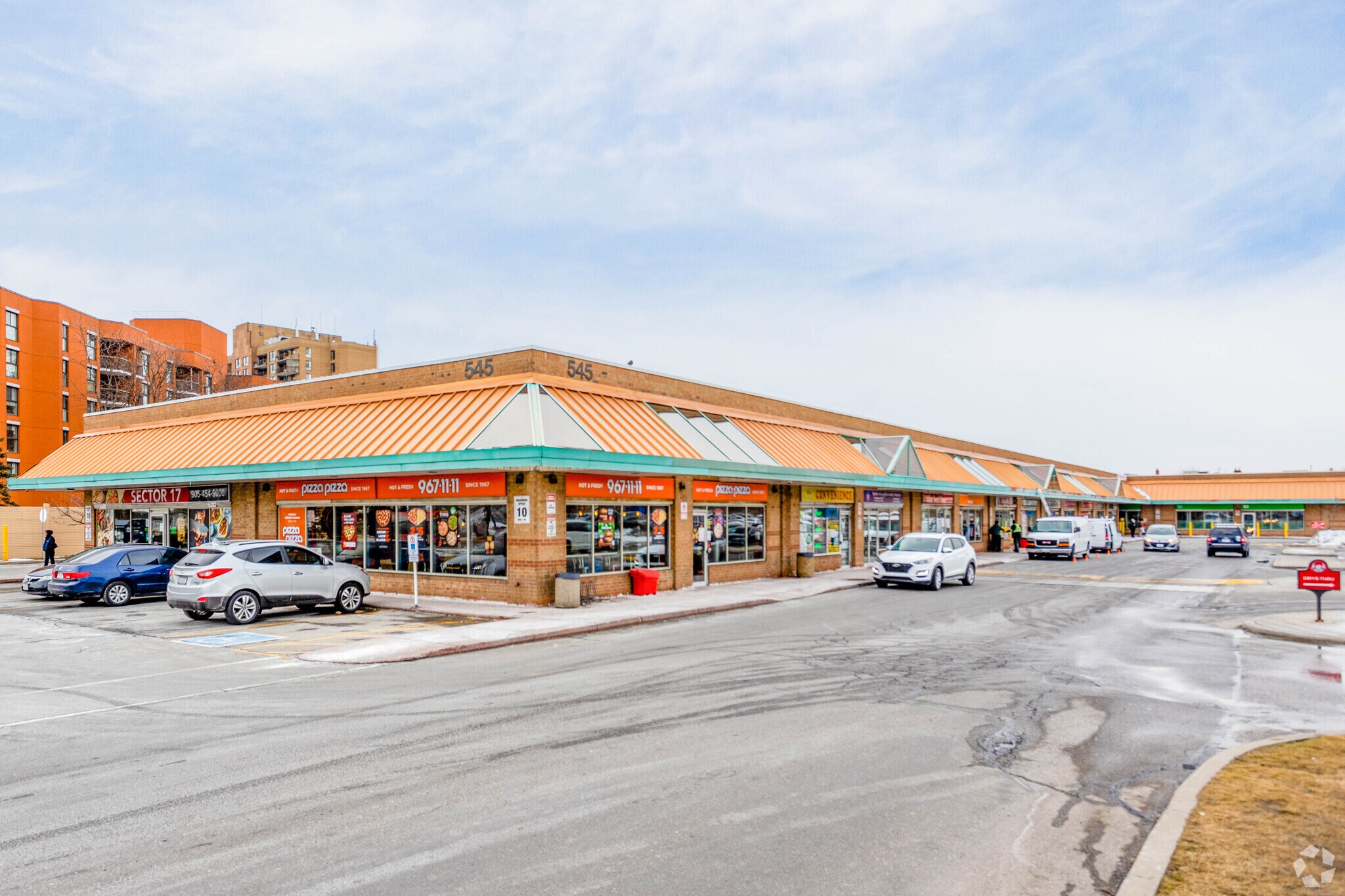 545 Steeles Ave W, Brampton, ON for sale Primary Photo- Image 1 of 1
