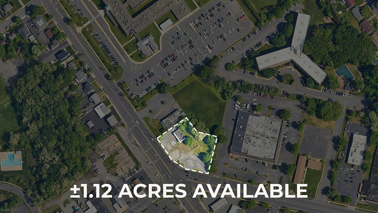 824 Parkway Ave, Ewing, NJ à vendre Photo du bâtiment- Image 1 de 6