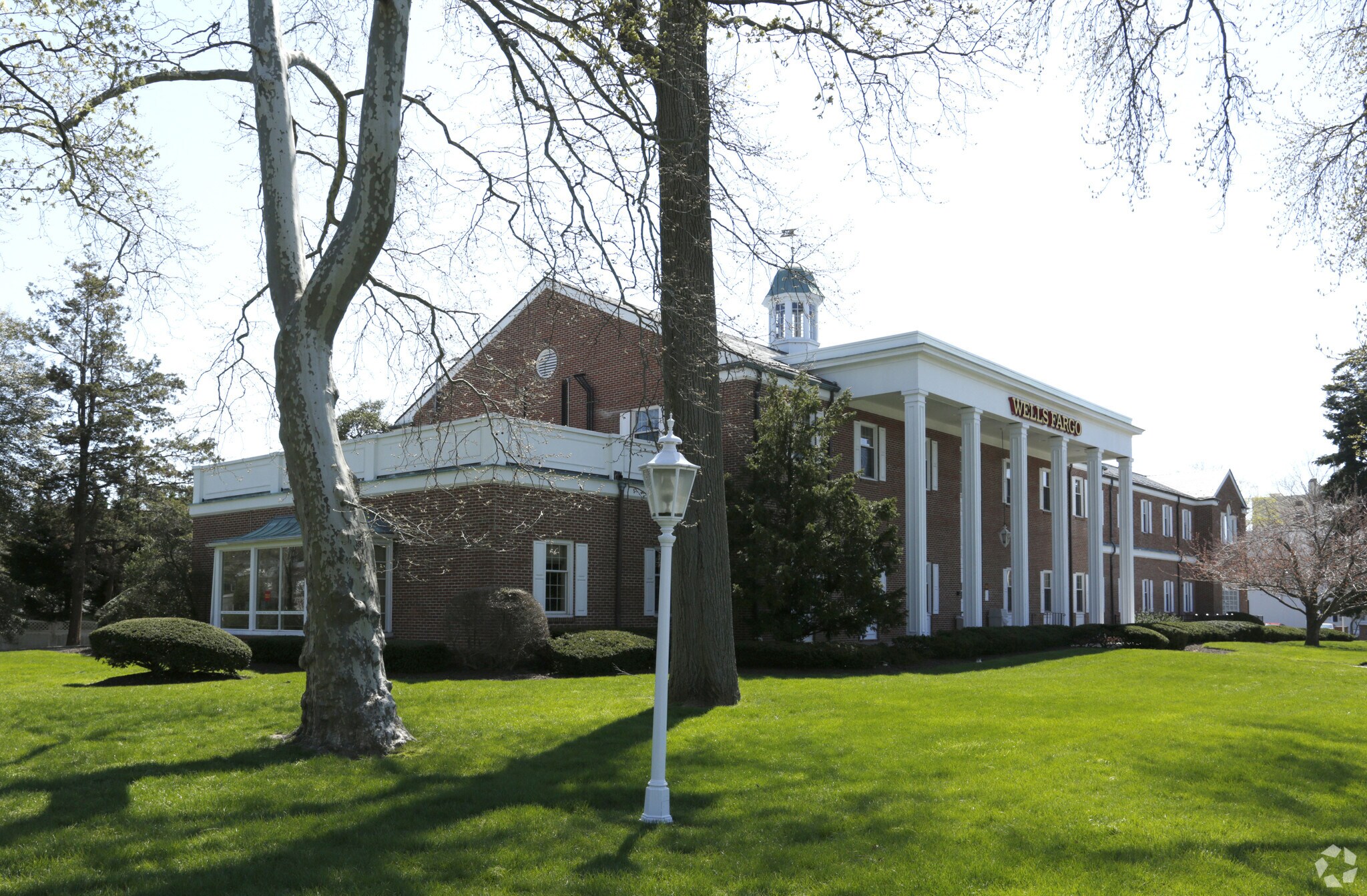 303 Broad St, Red Bank, NJ for lease Building Photo- Image 1 of 8