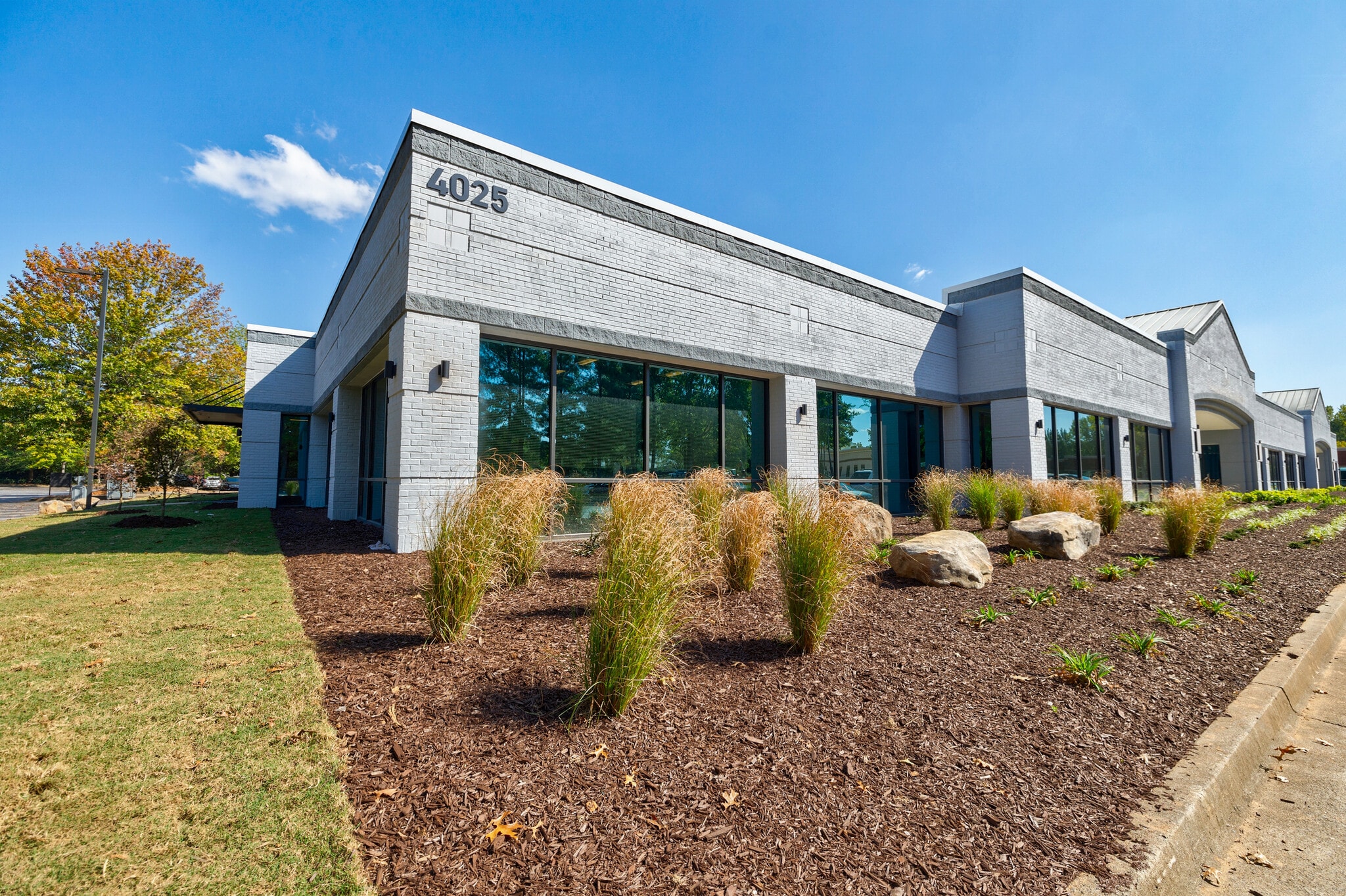 4025 Johns Creek Pky, Suwanee, GA for sale Building Photo- Image 1 of 1