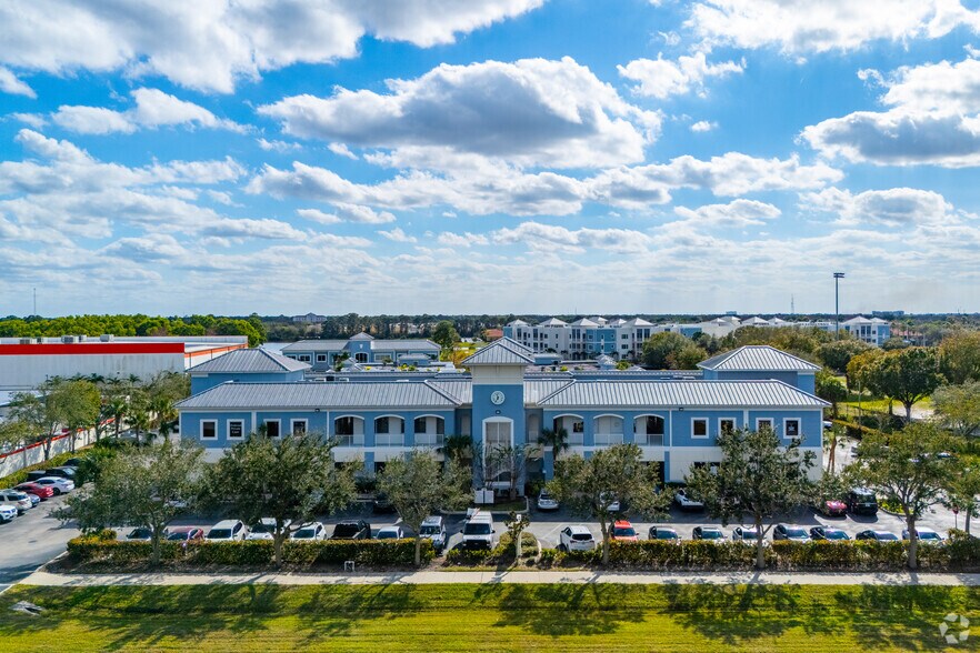 540 NW University, Port Saint Lucie, FL à vendre - Aérien - Image 3 de 18