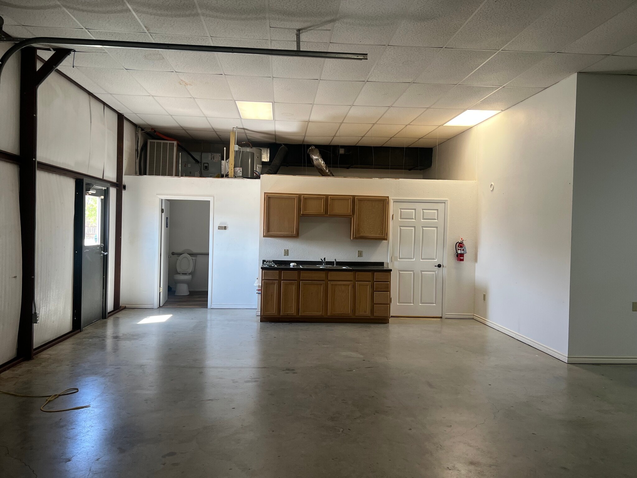 603 FM 2093, Fredericksburg, TX à louer Photo du bâtiment- Image 1 de 12