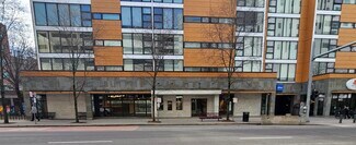 Plus de détails pour 131 E Green St, Ithaca, NY - Commerce de détail à louer