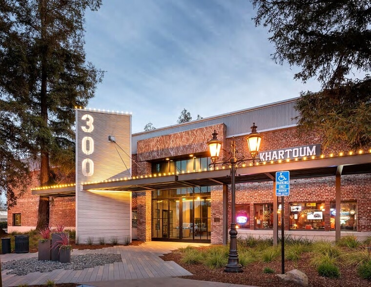 300 Orchard City Dr, Campbell, CA for lease - Primary Photo - Image 1 of 5