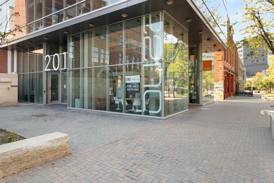 201 E Washington St, Iowa City, IA for sale - Building Photo - Image 2 of 14