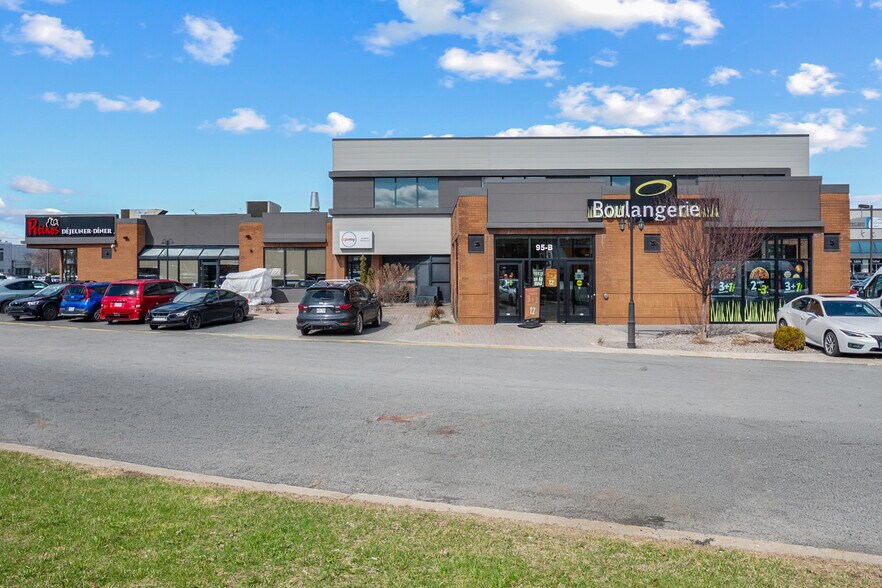 95 Boul De Mortagne, Boucherville, QC for lease - Building Photo - Image 1 of 6
