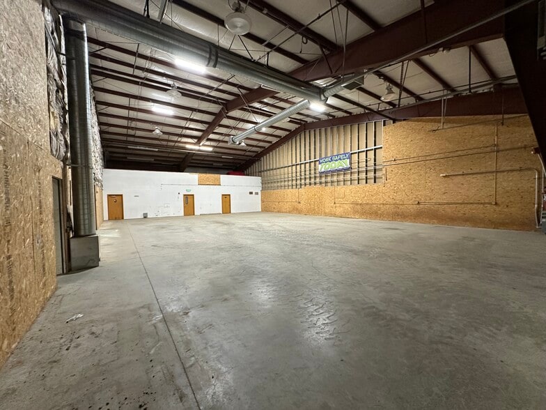 2007 S O St, Port Angeles, WA à louer - Photo intérieure - Image 1 de 18