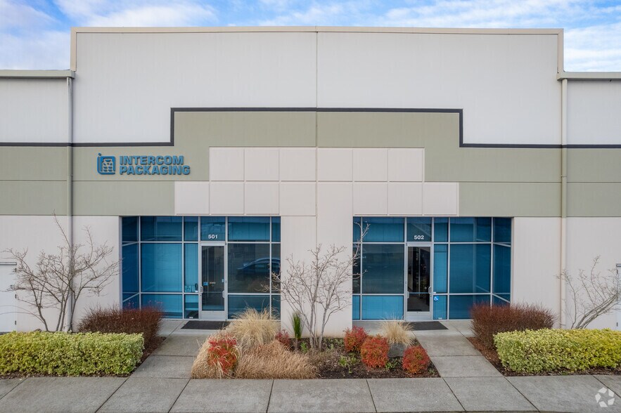 26211 SW 95th Ave, Wilsonville, OR à louer - Photo du bâtiment - Image 2 de 4