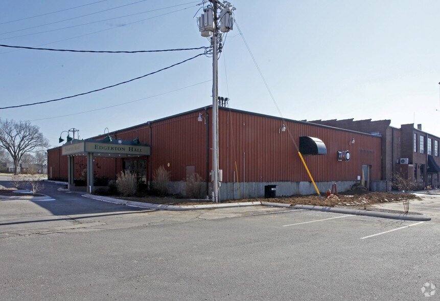 300 N Maple St, Lebanon, TN à vendre - Photo du bâtiment - Image 2 de 2