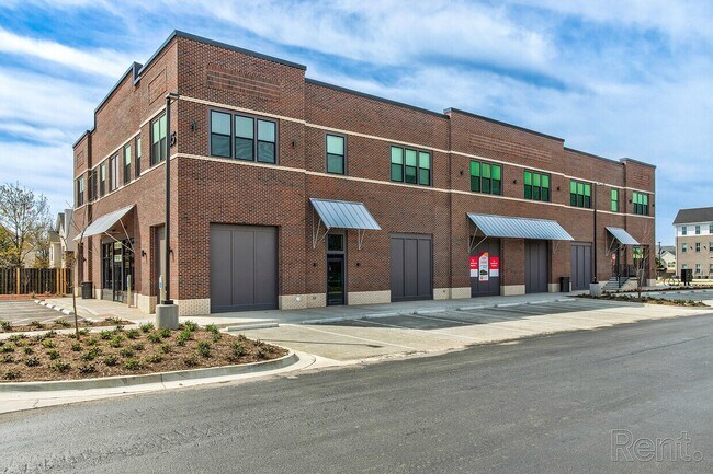 More details for 825 S Donaghey Ave, Conway, AR - Retail for Lease