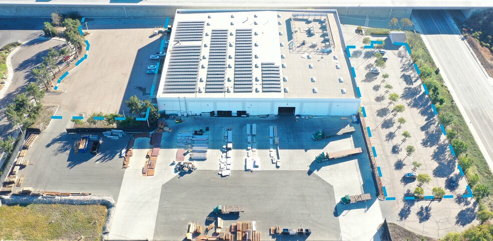 1840 Dornoch Ct, San Diego, CA à louer - Photo du bâtiment - Image 2 de 3