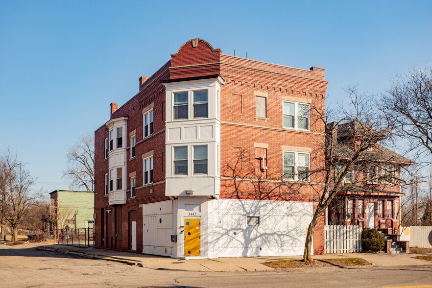 3442 McDougall St, Detroit, MI à vendre - Photo du bâtiment - Image 2 de 26