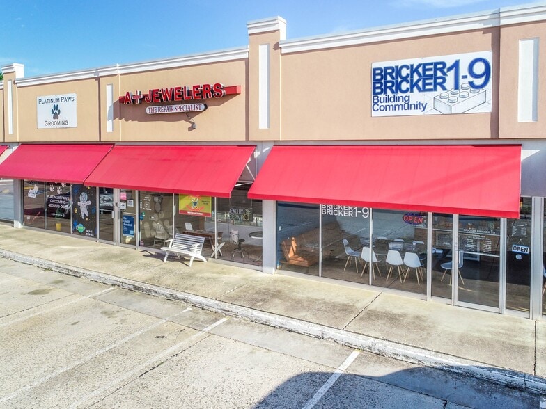 1000-1072 S Douglas Blvd, Oklahoma City, OK for lease - Building Photo - Image 2 of 18
