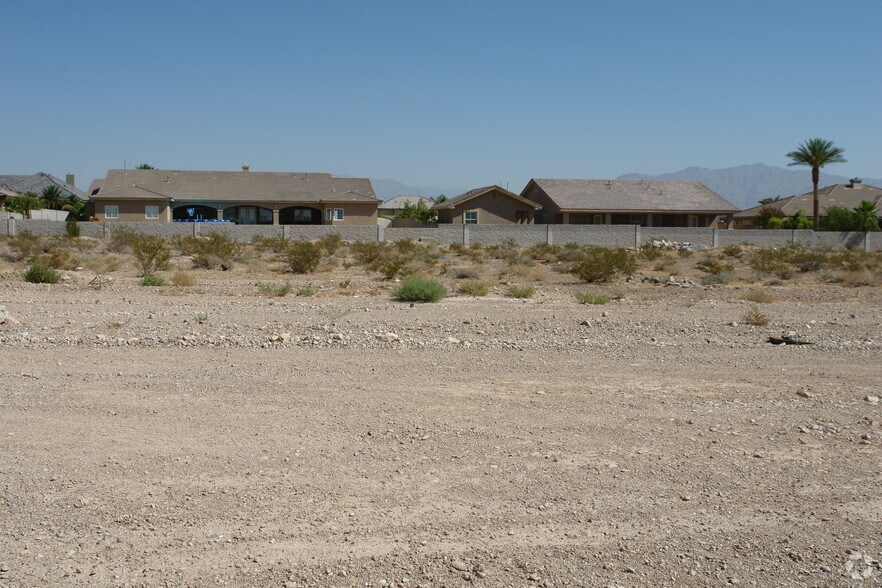 8664 W Craig Rd, Las Vegas, NV for sale - Building Photo - Image 3 of 4