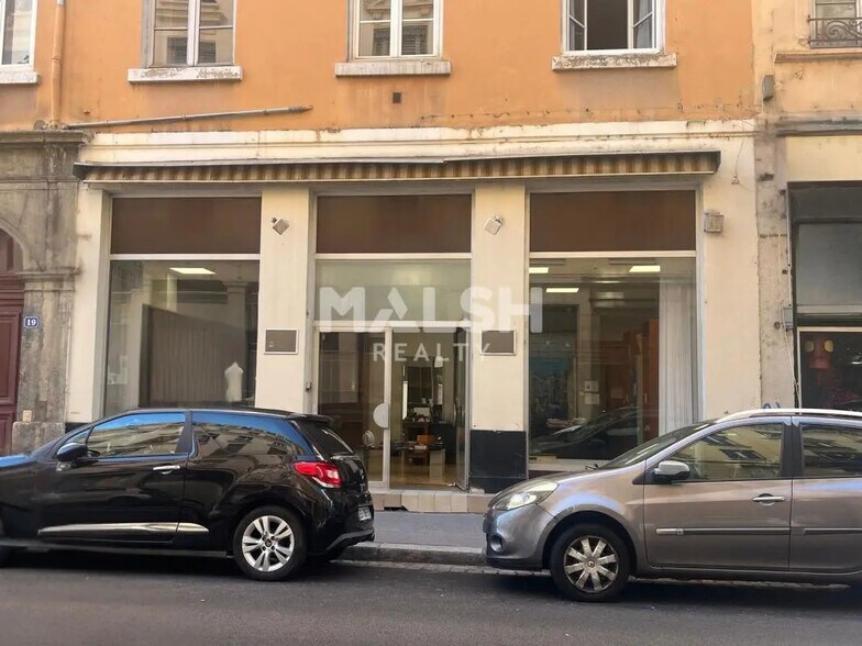 Commerce de détail dans Lyon à louer - Photo du bâtiment - Image 1 de 4