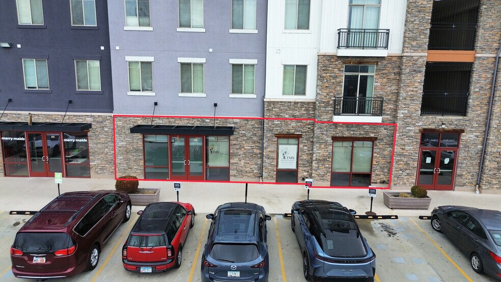 1308 N Freedom Blvd, Provo, UT à louer - Photo du bâtiment - Image 2 de 9