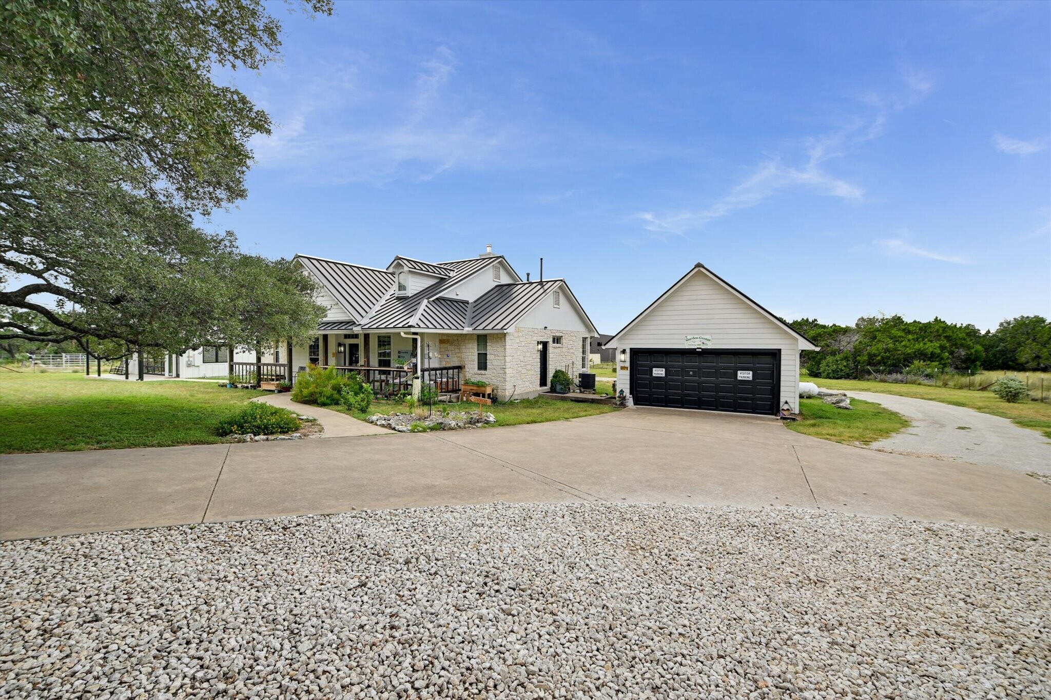 14735 Fitzhugh Rd, Austin, TX à vendre Photo du bâtiment- Image 1 de 1