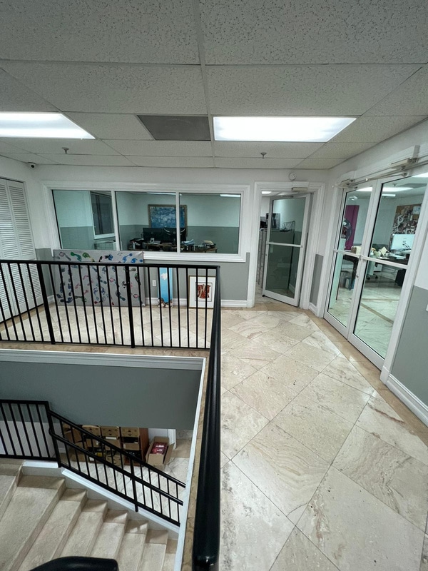 8299 NW 30th Ter, Doral, FL à louer Photo intérieure- Image 1 de 6