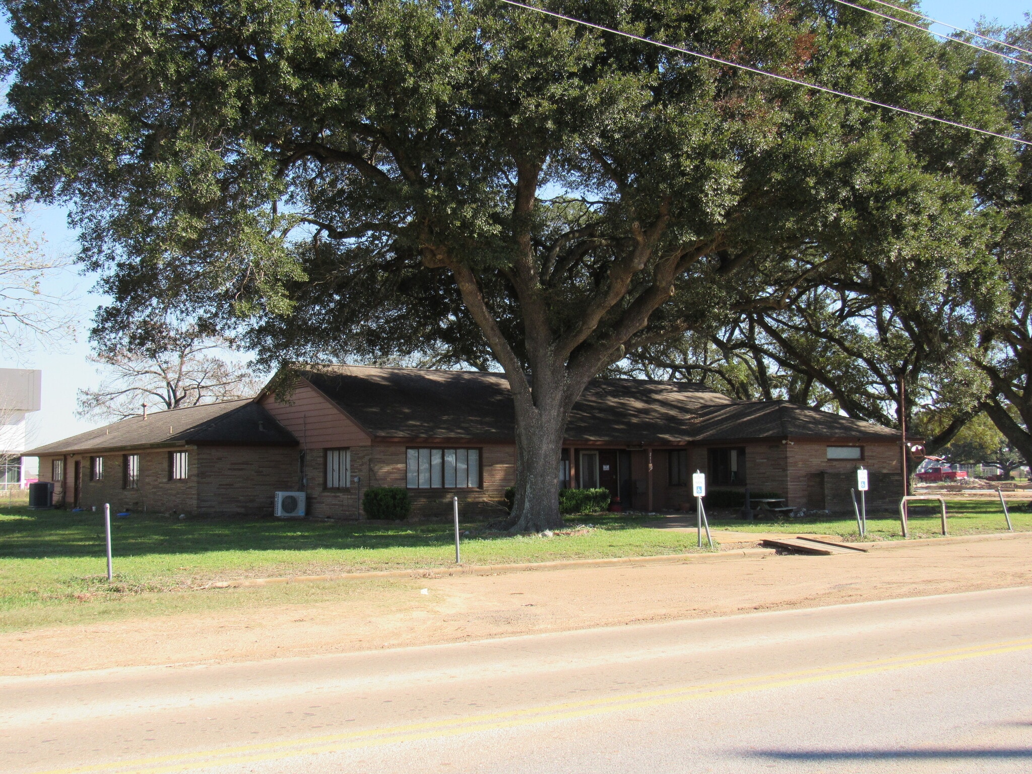 2123 Woods Rd, Brookshire, TX à vendre Photo principale- Image 1 de 20