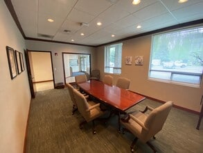 1425 Lakeside Ct, Yakima, WA for sale Interior Photo- Image 2 of 4