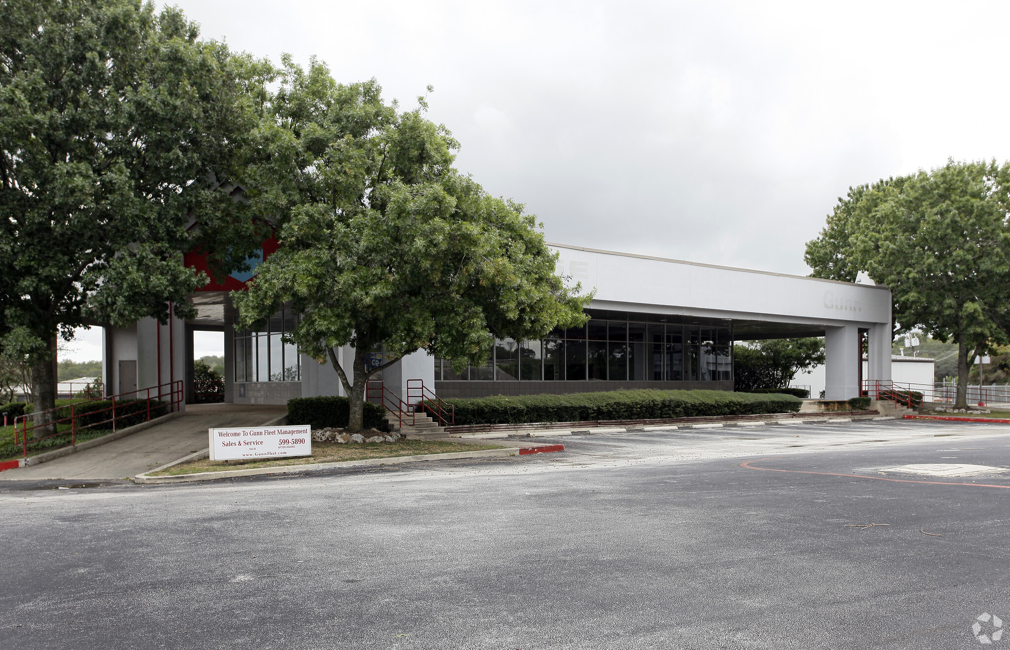 12540 N Interstate 35, Live Oak, TX for sale Primary Photo- Image 1 of 8