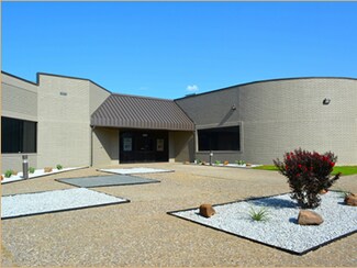 Plus de détails pour 2321 S Belt Line Rd, Grand Prairie, TX - Bureau à vendre