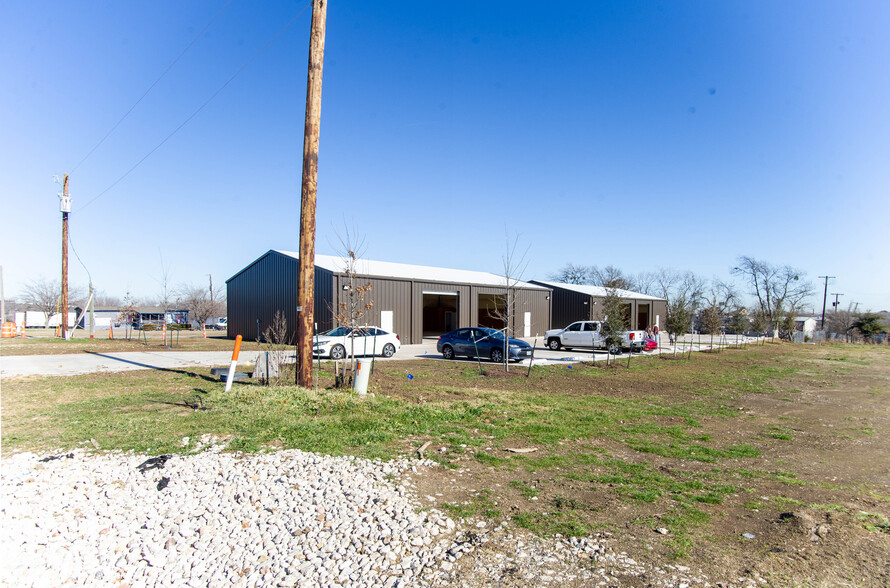 803 S 2nd Ave, Mansfield, TX à louer - Photo du b timent - Image 3 de 31