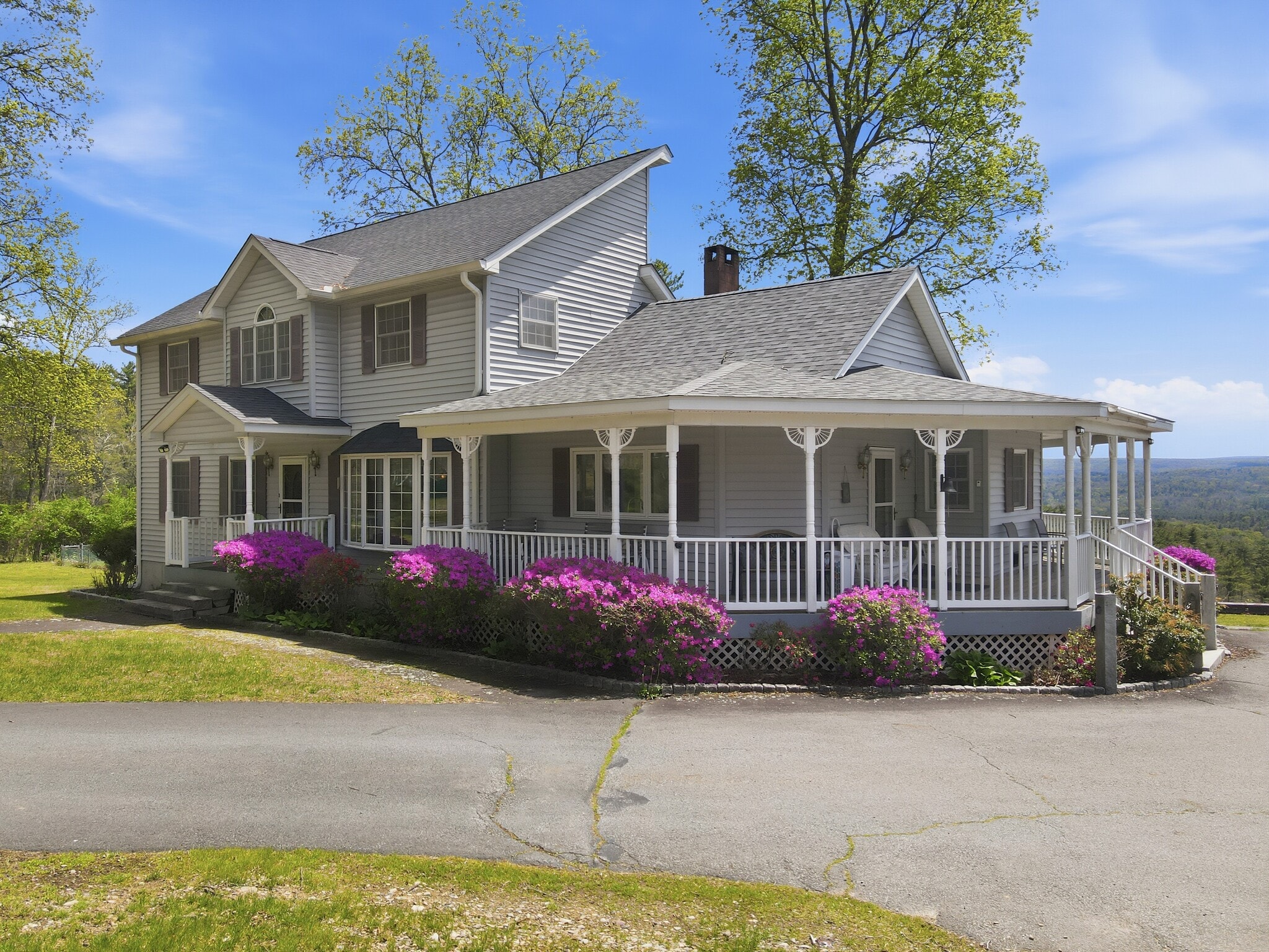 120 Milford Hill Ln, Milford, PA for sale Primary Photo- Image 1 of 66