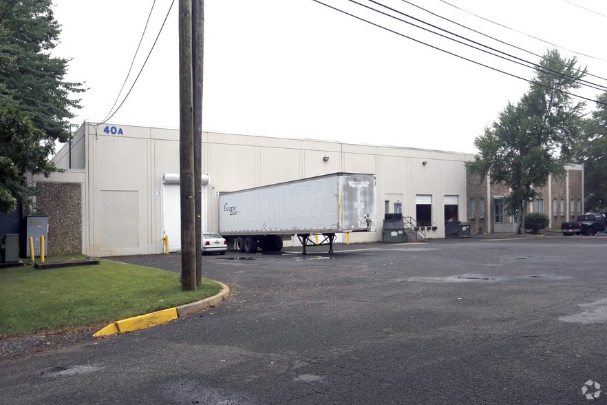 40a Cotters Ln, East Brunswick, NJ for lease - Building Photo - Image 2 of 4