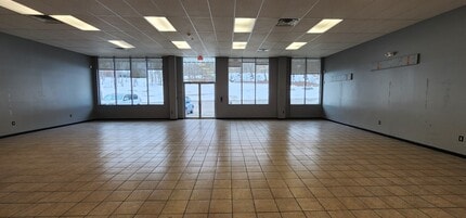 524-534 Wolcott Rd, Wolcott, CT à louer Photo intérieure- Image 1 de 2