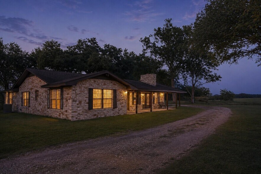 5420 Frances rd, La Grange, TX à vendre - Photo du bâtiment - Image 2 de 41