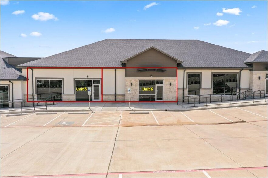 200 Gerault Rd, Flower Mound, TX à vendre - Photo du bâtiment - Image 2 de 30
