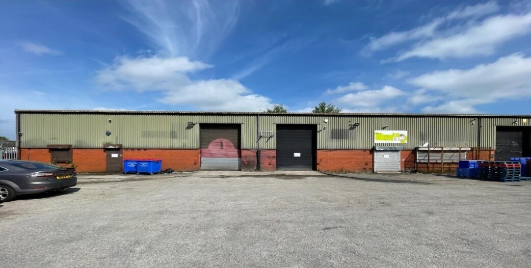 Vale Dr, Oldham à vendre Photo principale- Image 1 de 1