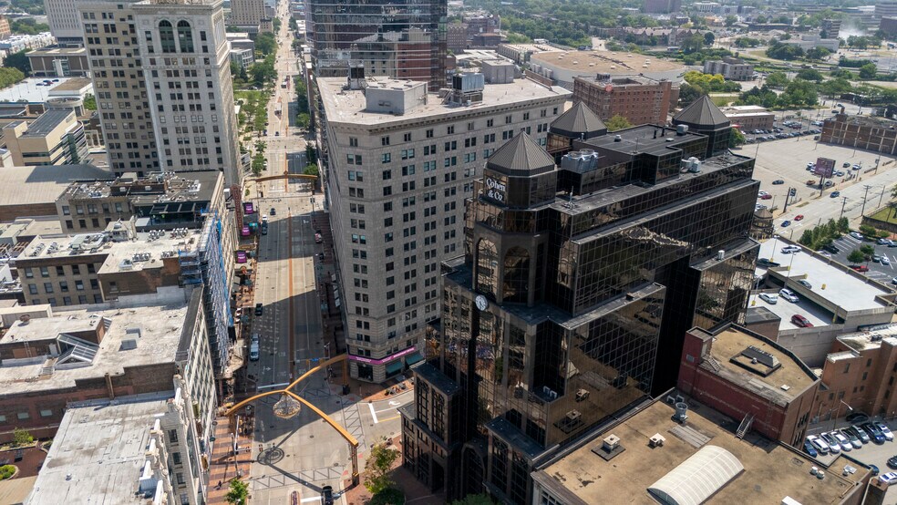 1350 Euclid Ave, Cleveland, OH à louer - Photo du bâtiment - Image 3 de 10