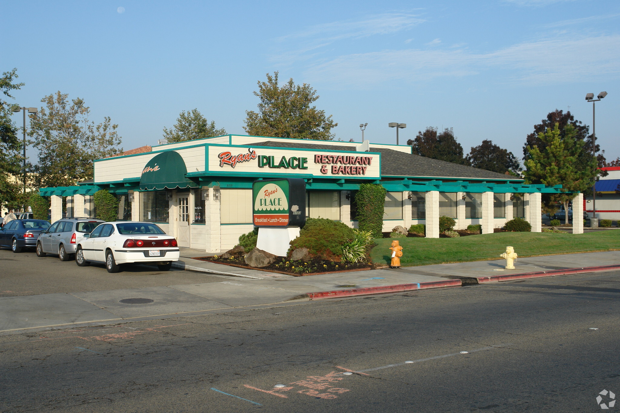 3103 S Mooney Blvd, Visalia, CA for sale Building Photo- Image 1 of 1