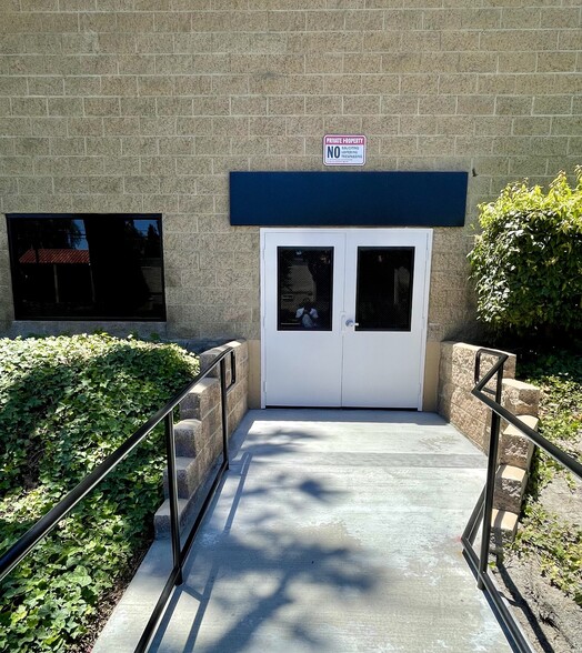 13049 Cannery St, Garden Grove, CA for lease - Building Photo - Image 2 of 8