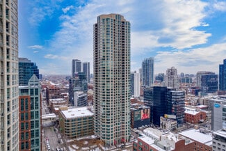 Plus de détails pour 400 N LaSalle St, Chicago, IL - Commerce de détail à louer