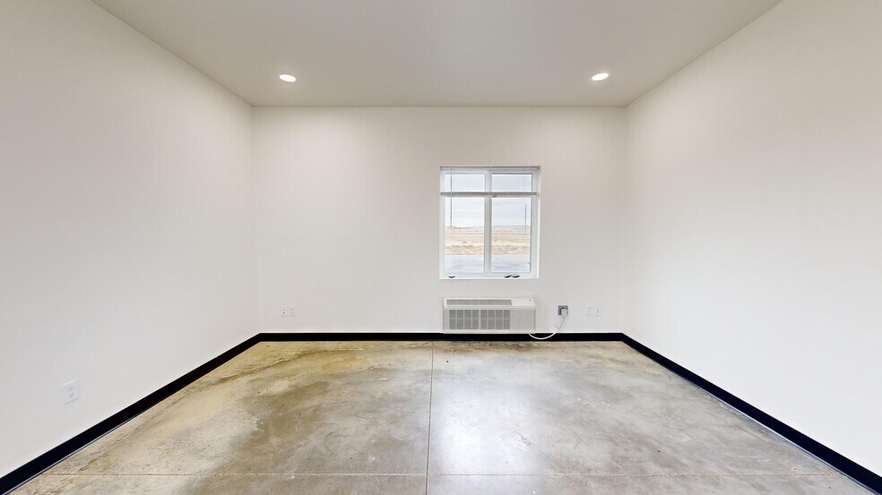 3221 Pureview Ln, Billings, MT à vendre - Photo du bâtiment - Image 3 de 20
