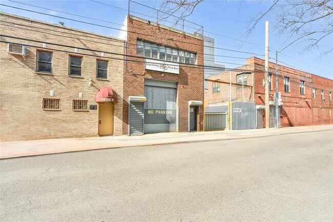 Plus de détails pour 37-14 13th St, Long Island City, NY - Industriel à vendre