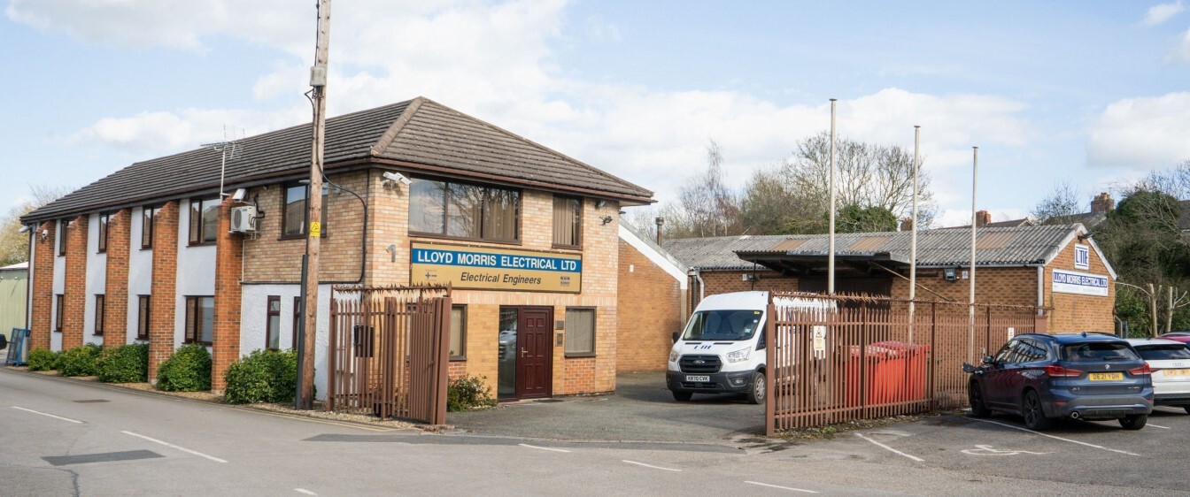 Plas Acton Rd, Wrexham for lease Primary Photo- Image 1 of 4