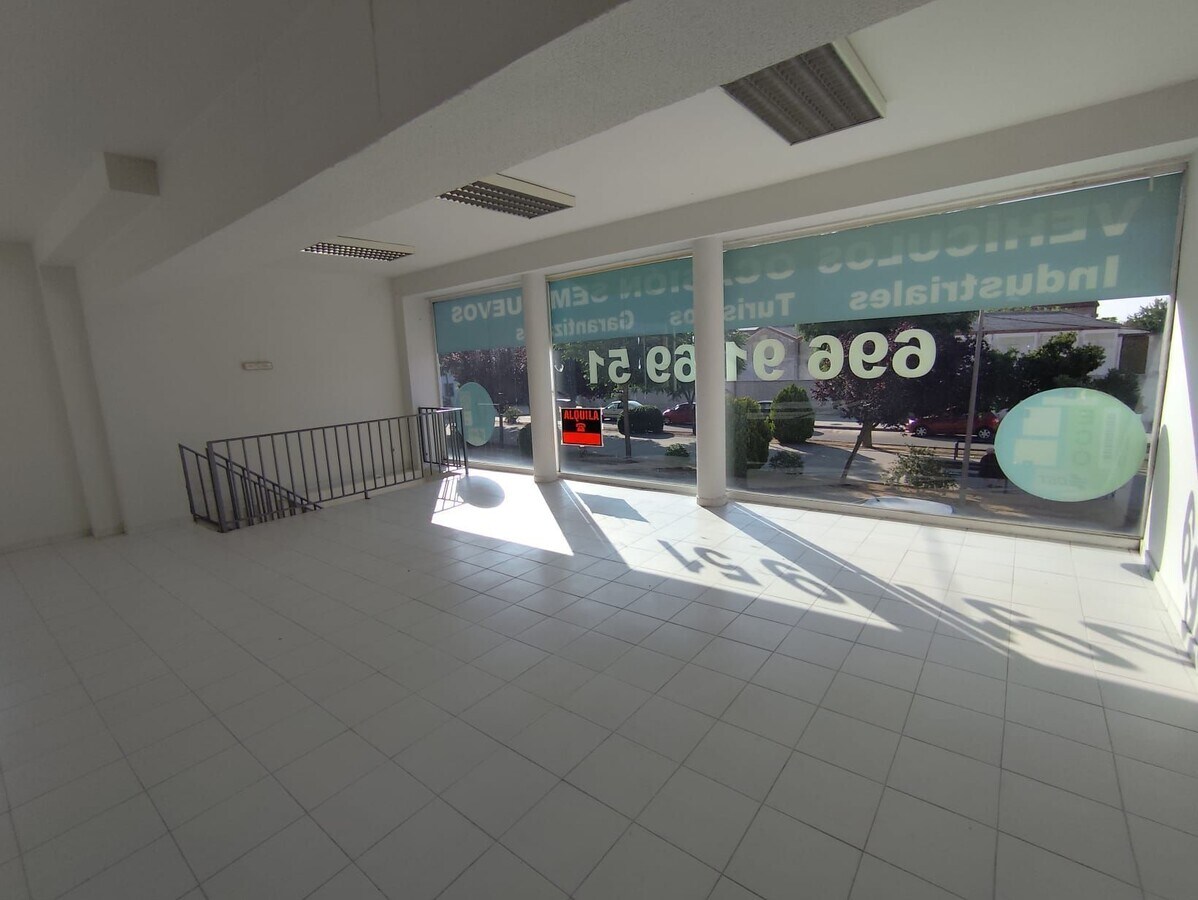 Valmojado, TOL 00000 -  -  - Interior Photo - Image 1 of 19