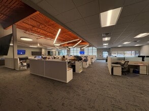 2800-2892 N Vicksburg Ln, Plymouth, MN à louer Photo intérieure- Image 2 de 7